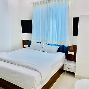 https://three-brothers-hotel-and-restaurant.udaipurhotels.org