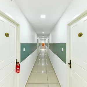 https://oyo-23211-green-line-residency.hotels-alappuzha.com